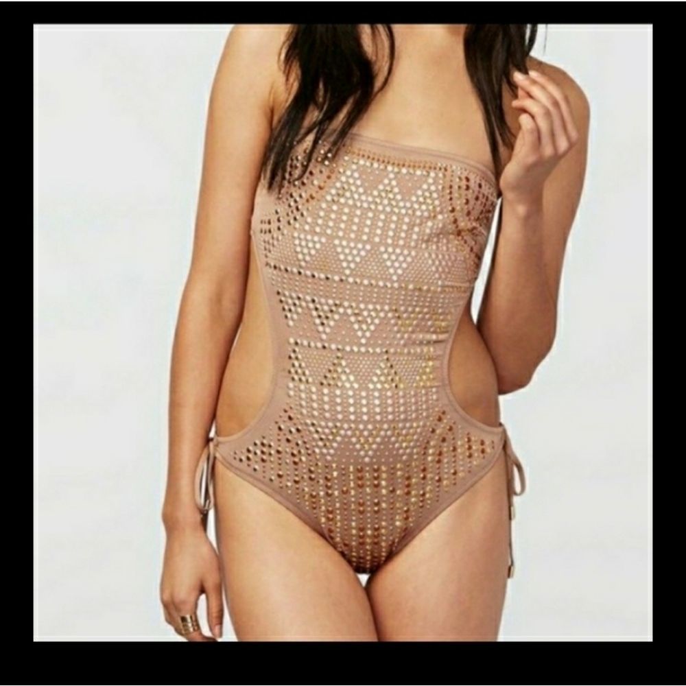 - RACHEL ROY BY MELLISA ODABASH BEIGE BATHIN…